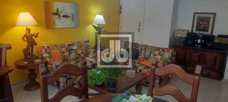 Foto 1 de Apartamento com 2 Quartos à venda, 86m² em Copacabana, Rio de Janeiro