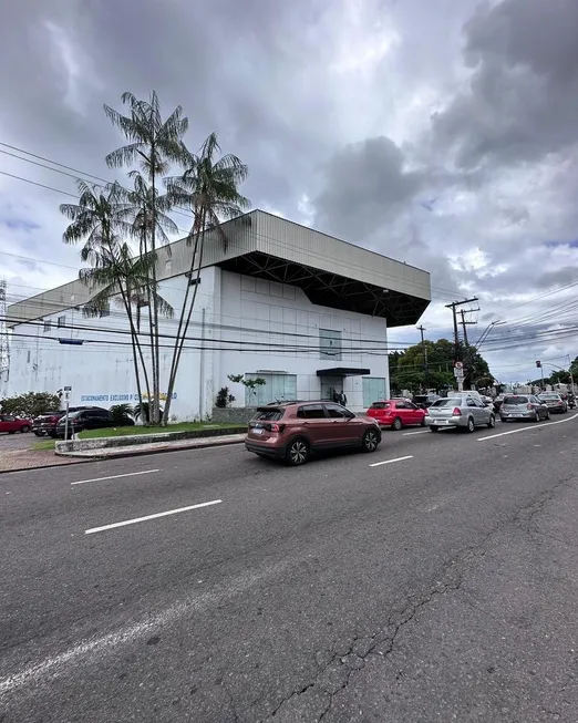Foto 1 de Prédio Comercial para alugar, 1000m² em Adrianópolis, Manaus