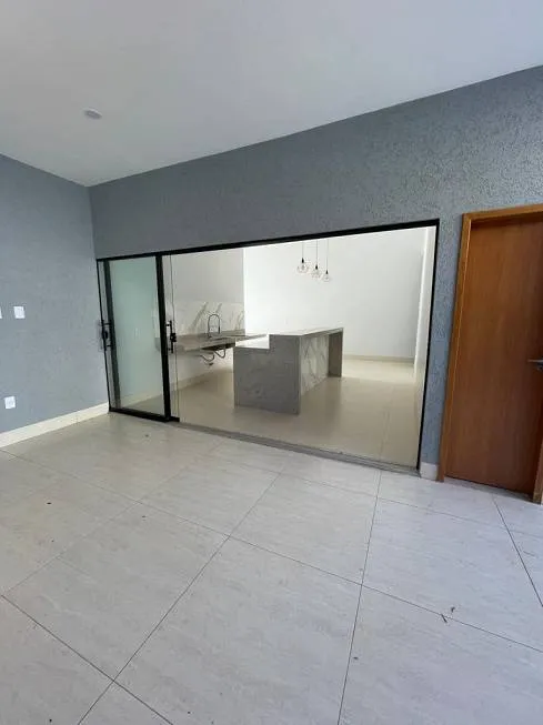 Foto 1 de Casa com 4 Quartos à venda, 185m² em City Bussocaba, Osasco