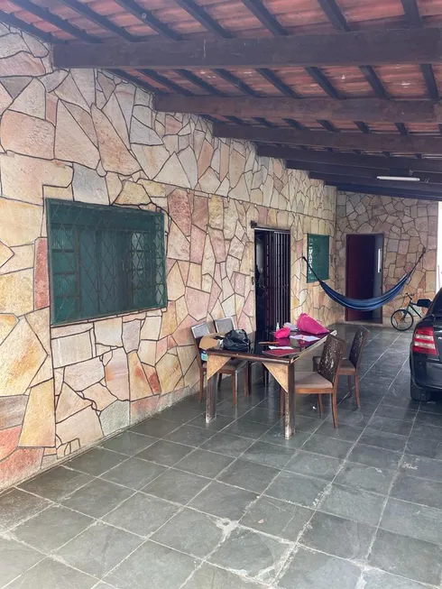 Foto 1 de Casa com 4 Quartos à venda, 256m² em Jardim Luz, Aparecida de Goiânia