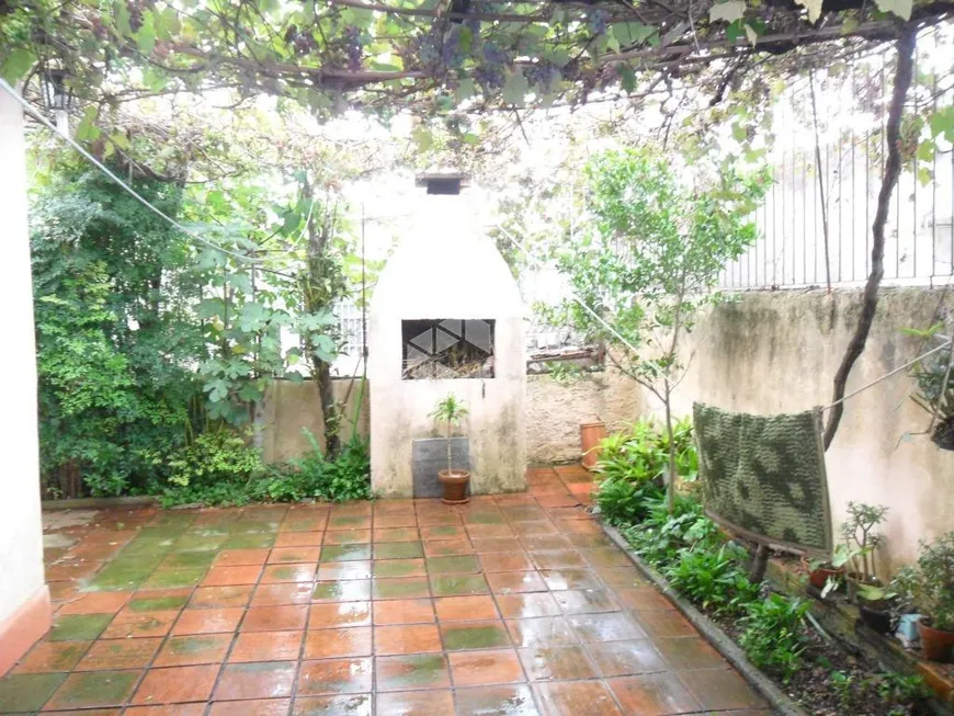 Foto 1 de Casa com 3 Quartos à venda, 130m² em Centro, Porto Alegre