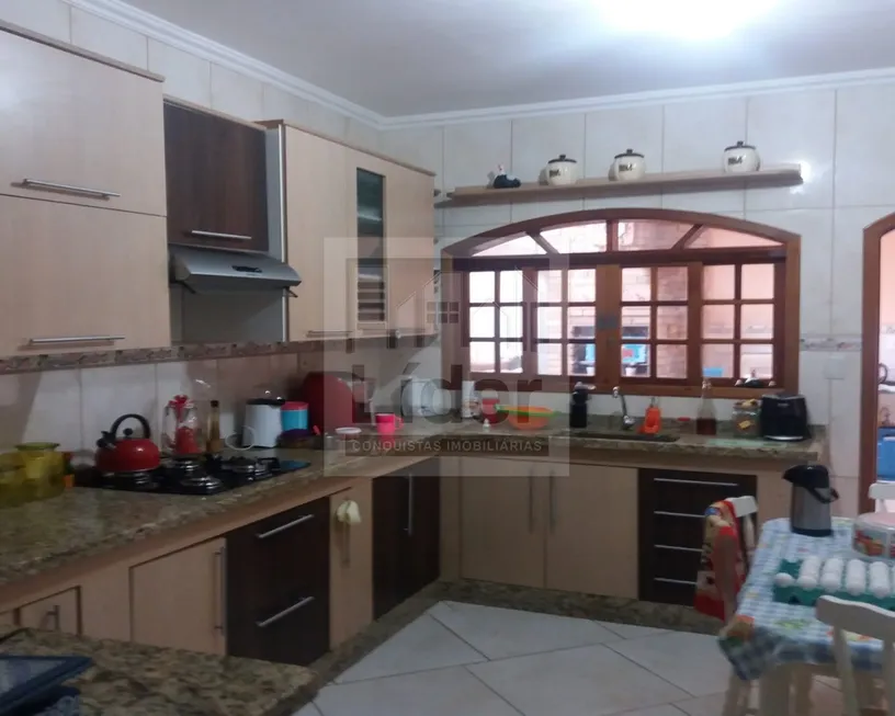 Foto 1 de Sobrado com 3 Quartos à venda, 187m² em Parque Residencial Nova Caçapava, Caçapava