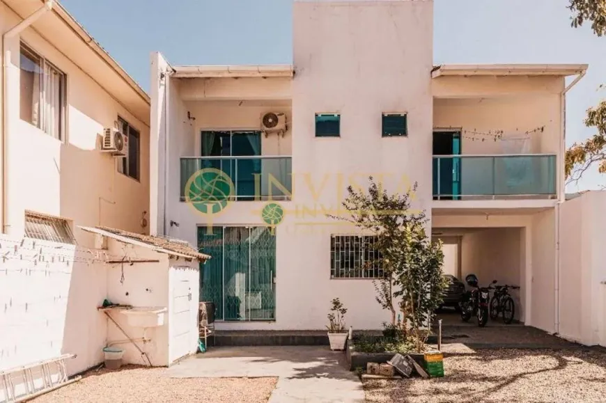 Foto 1 de Casa com 3 Quartos à venda, 218m² em Agronômica, Florianópolis