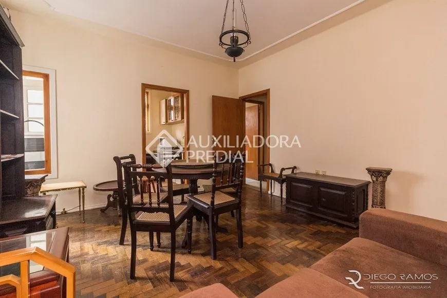 Foto 1 de Apartamento com 2 Quartos à venda, 54m² em Centro Histórico, Porto Alegre