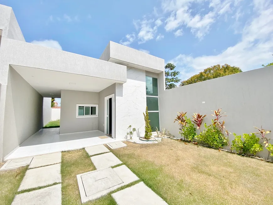 Foto 1 de Casa com 3 Quartos à venda, 100m² em Mangabeira, Eusébio