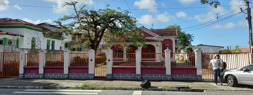 Foto 1 de Casa com 6 Quartos à venda, 470m² em Tambiá, João Pessoa