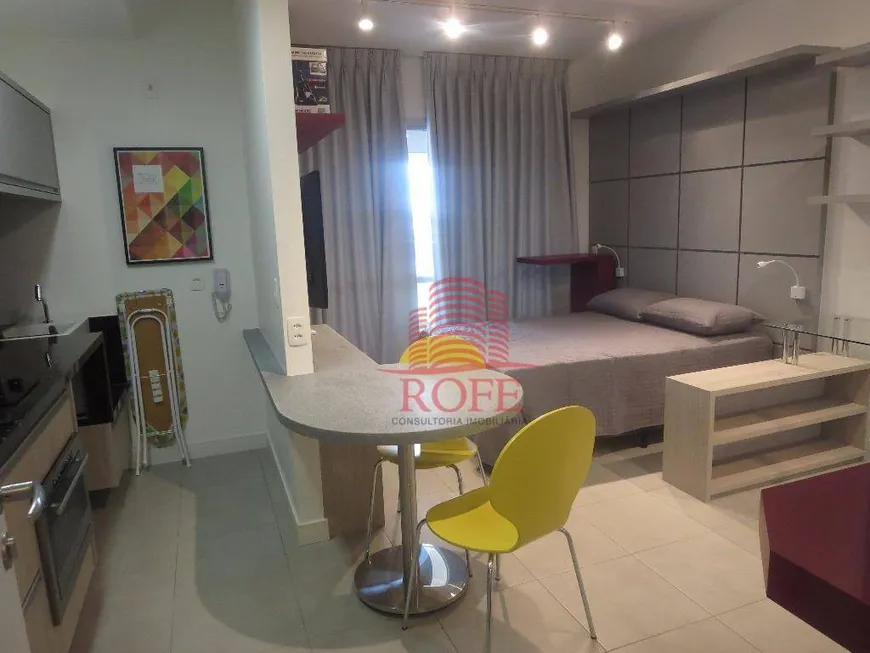 Foto 1 de Apartamento com 1 Quarto para alugar, 35m² em Campo Belo, São Paulo