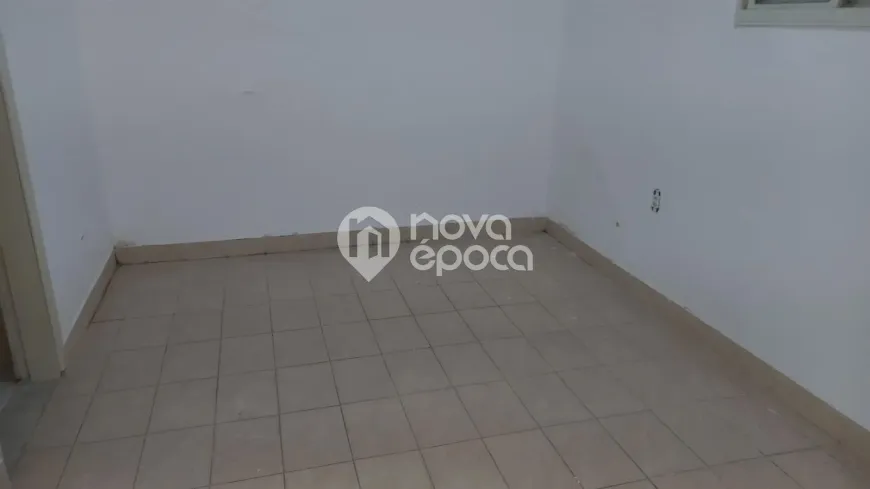 Foto 1 de Casa com 1 Quarto à venda, 35m² em Vila Kosmos, Rio de Janeiro