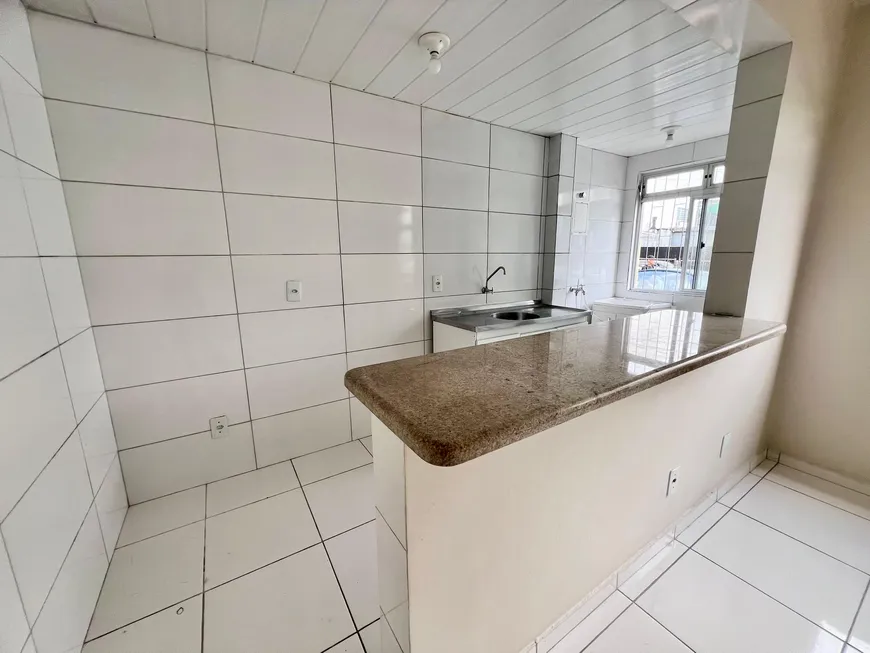 Foto 1 de Apartamento com 3 Quartos para alugar, 70m² em Estreito, Florianópolis