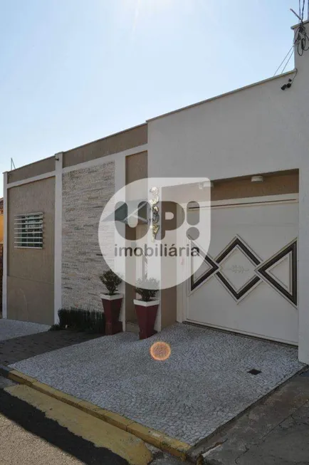 Foto 1 de Casa com 3 Quartos à venda, 230m² em Centro, Piracicaba