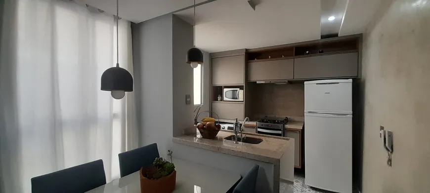 Foto 1 de Apartamento com 2 Quartos à venda, 52m² em Industrial, Juiz de Fora