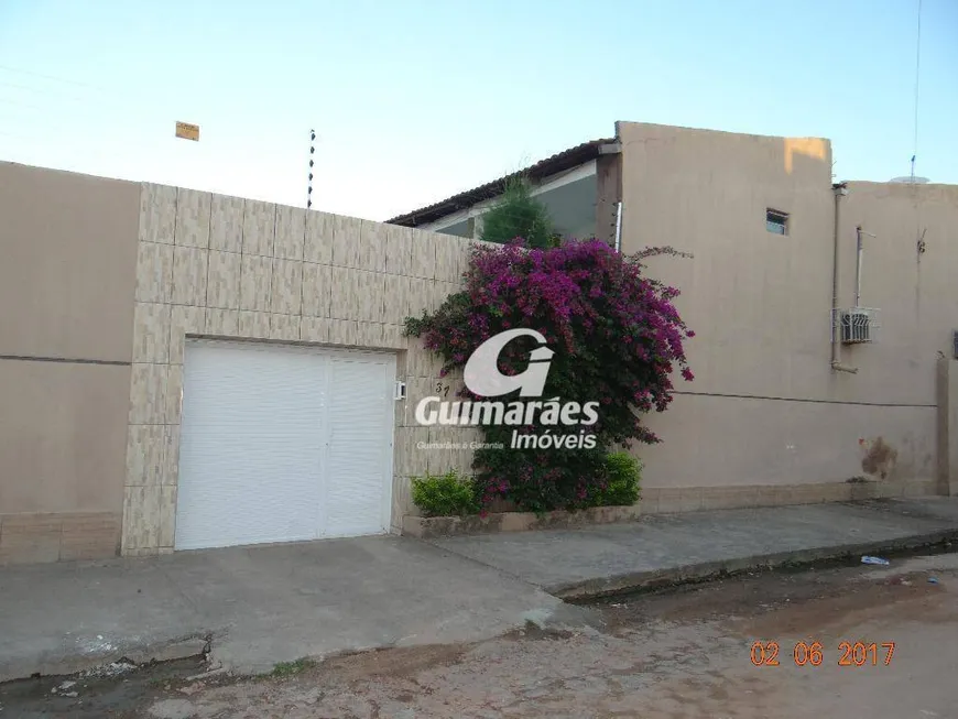 Foto 1 de Casa com 4 Quartos à venda, 230m² em Passaré, Fortaleza