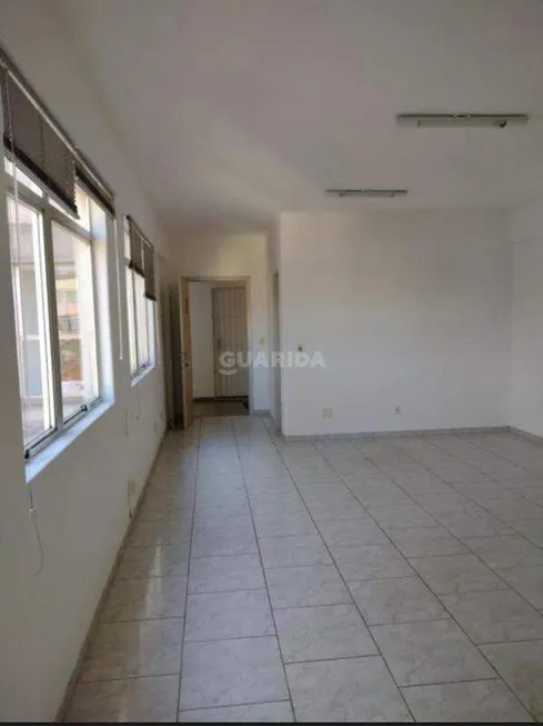 Foto 1 de Sala Comercial para alugar, 40m² em São Geraldo, Porto Alegre