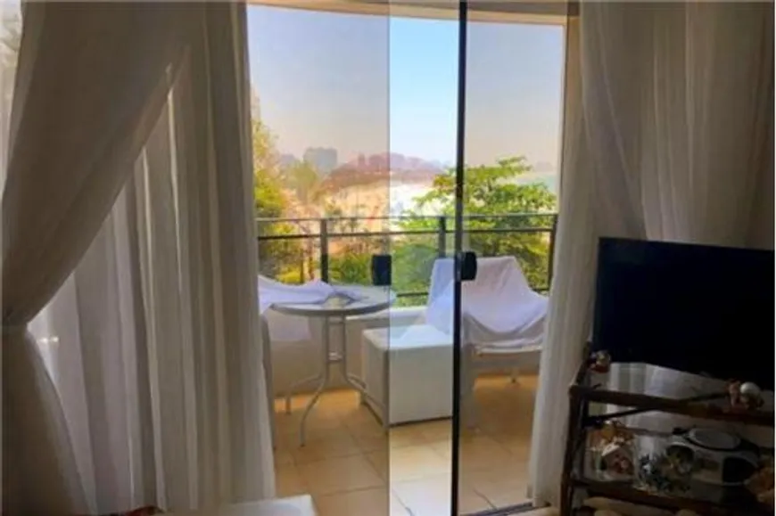 Foto 1 de Apartamento com 4 Quartos à venda, 106m² em Centro, Guarujá