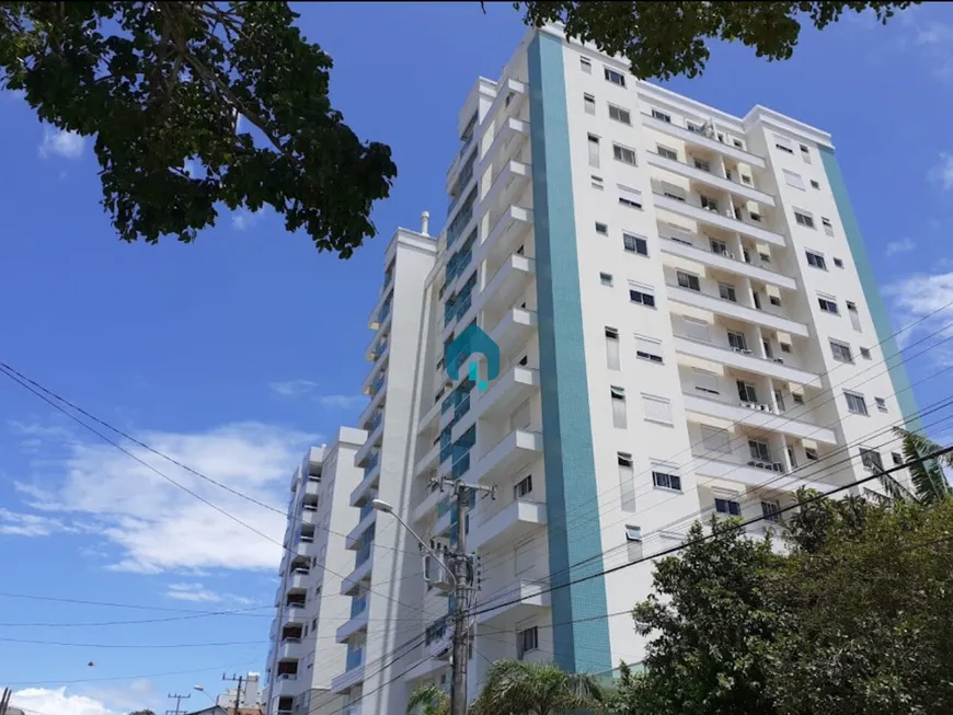 Foto 1 de Apartamento com 3 Quartos à venda, 92m² em Barreiros, São José