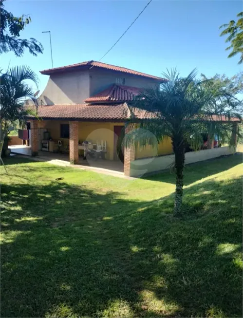 Foto 1 de Fazenda/Sítio com 4 Quartos à venda, 250m² em Jardim Monte Santo, Itapetininga