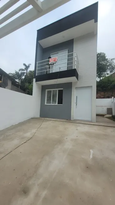 Foto 1 de Casa com 2 Quartos à venda, 72m² em Roncon, Ribeirão Pires