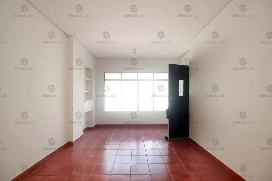 Foto 1 de Casa com 3 Quartos para alugar, 149m² em Vila Bastos, Santo André