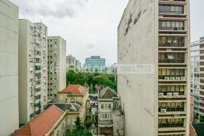 Foto 1 de Apartamento com 2 Quartos à venda, 50m² em Centro Histórico, Porto Alegre