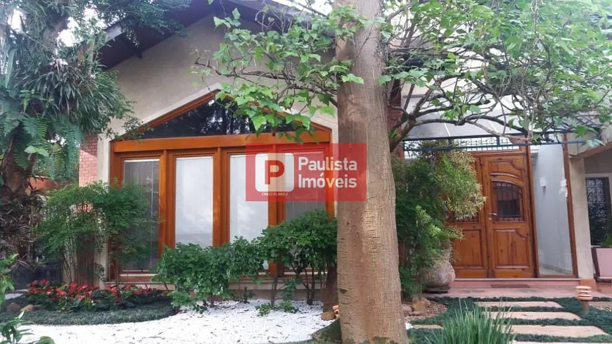 Foto 1 de Sobrado com 4 Quartos para venda ou aluguel, 550m² em Jardim Prudência, São Paulo