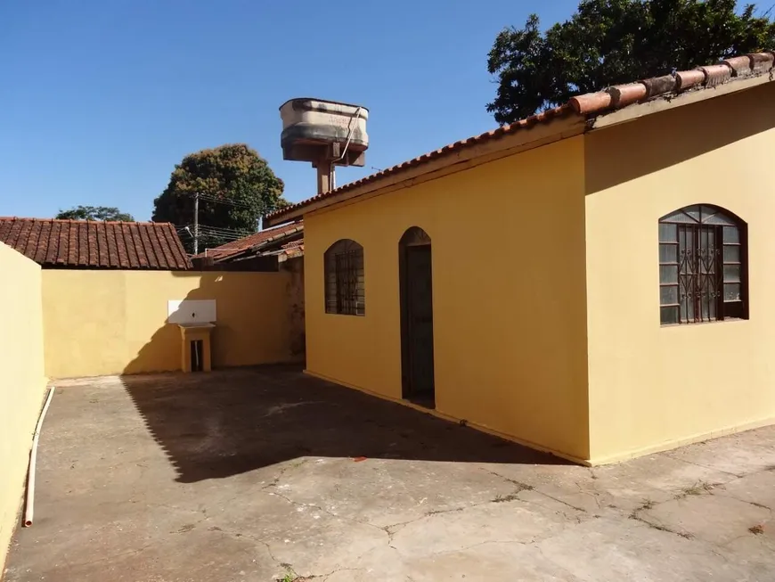 Foto 1 de Lote/Terreno à venda, 472m² em Vila Olinda, Campo Grande