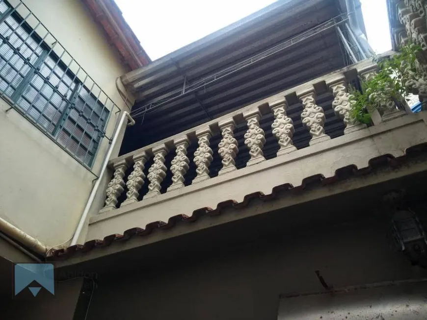 Foto 1 de Casa com 4 Quartos à venda, 240m² em Santa Rosa, Niterói