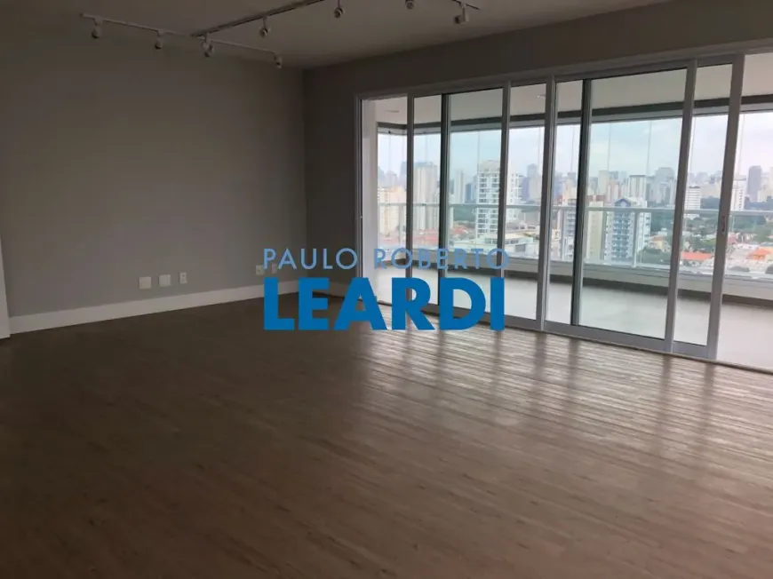 Foto 1 de Apartamento com 4 Quartos à venda, 225m² em Brooklin, São Paulo