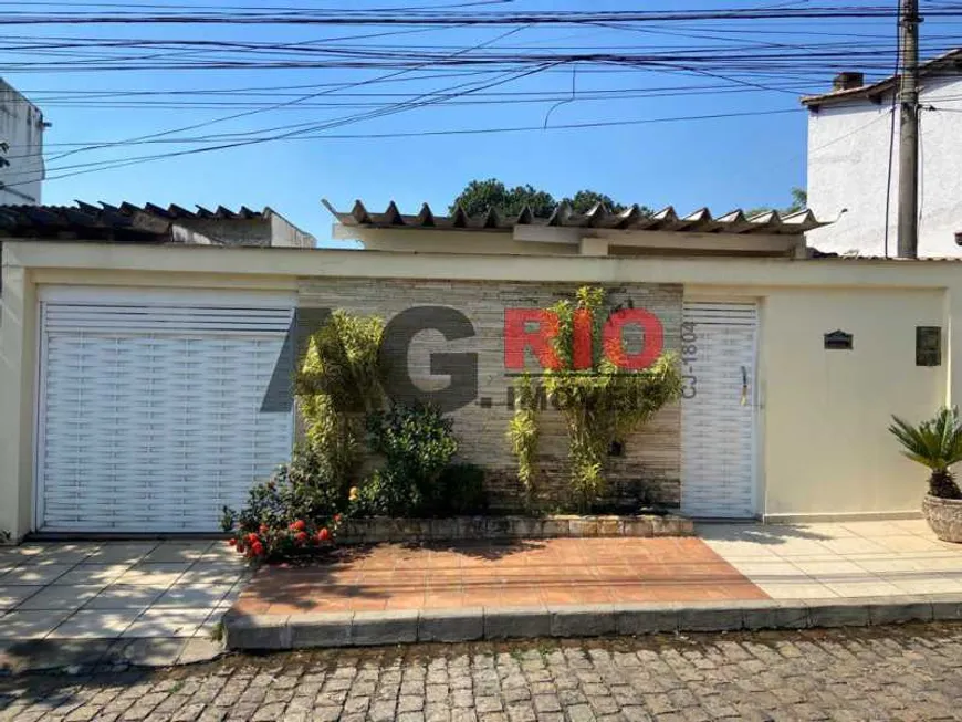Foto 1 de Casa de Condomínio com 2 Quartos à venda, 99m² em Bangu, Rio de Janeiro