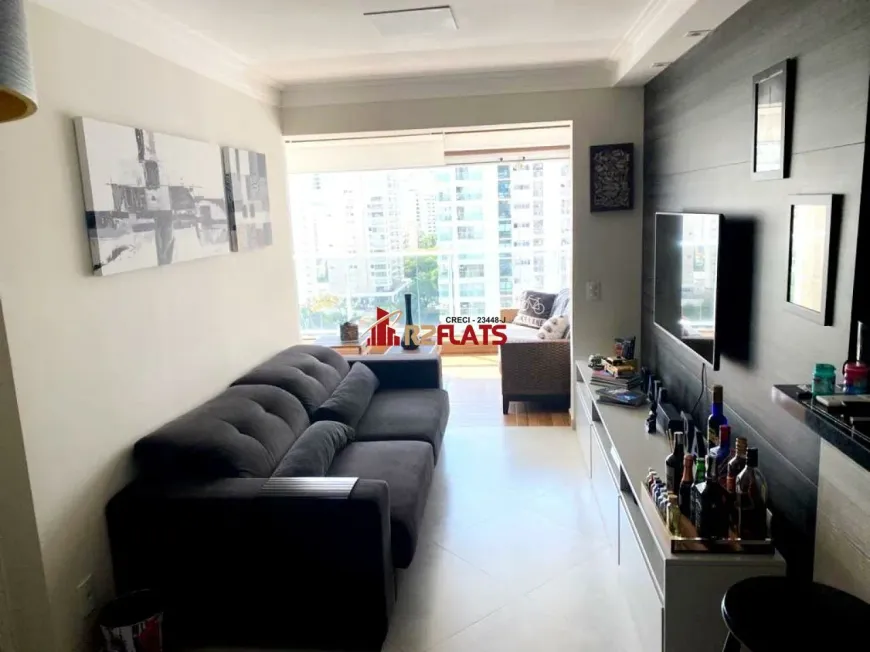 Foto 1 de Flat com 2 Quartos para alugar, 69m² em Campo Belo, São Paulo