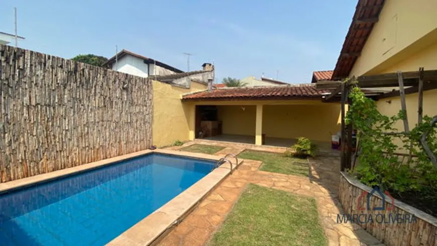 Foto 1 de Casa com 4 Quartos à venda, 282m² em Jardim Itália, Cuiabá