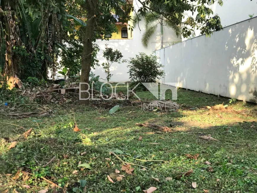 Foto 1 de Lote/Terreno à venda, 660m² em Taquara, Rio de Janeiro