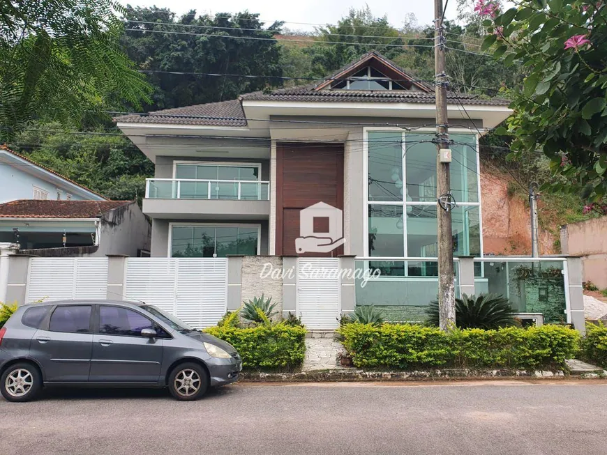 Foto 1 de Casa com 3 Quartos à venda, 645m² em Pechincha, Rio de Janeiro