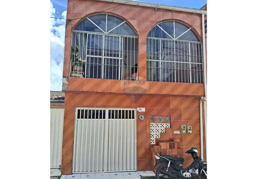 Foto 1 de Casa com 5 Quartos à venda, 160m² em Cidade Universitária, Maceió