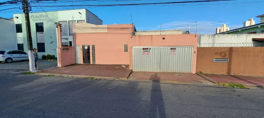 Foto 1 de Casa com 3 Quartos à venda, 240m² em Lagoa Nova, Natal