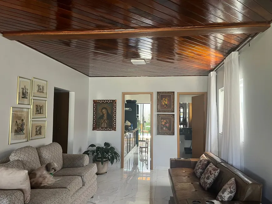 Foto 1 de Casa com 3 Quartos à venda, 240m² em Jardim Vila Boa, Goiânia
