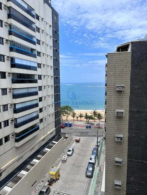 Foto 1 de Apartamento com 3 Quartos para alugar, 115m² em Itapuã, Vila Velha