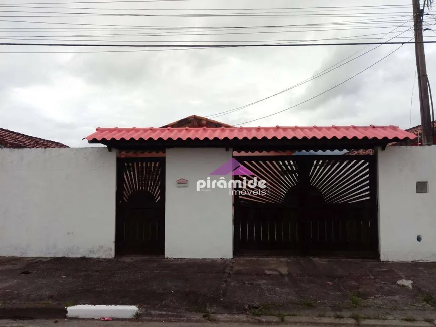 Foto 1 de Casa com 2 Quartos à venda, 61m² em Travessão, Caraguatatuba