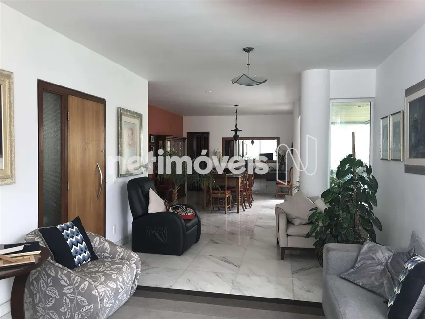 Foto 1 de Apartamento com 4 Quartos à venda, 188m² em Sion, Belo Horizonte