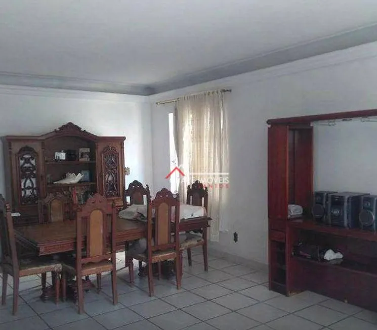 Foto 1 de Apartamento com 3 Quartos à venda, 200m² em Gonzaga, Santos