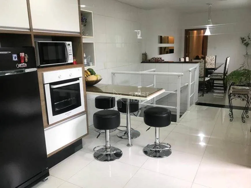 Foto 1 de Sobrado com 4 Quartos à venda, 224m² em Jardim, Santo André