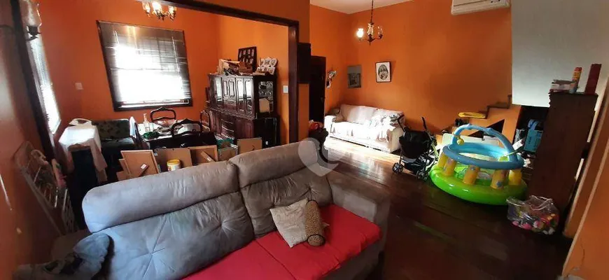 Foto 1 de Casa com 3 Quartos à venda, 253m² em Grajaú, Rio de Janeiro
