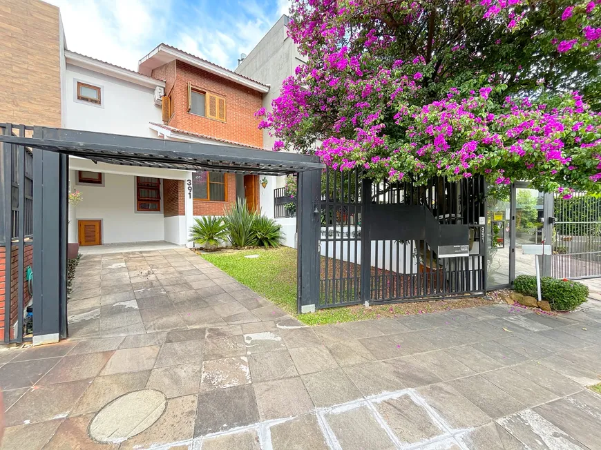 Foto 1 de Casa com 3 Quartos à venda, 145m² em Hípica, Porto Alegre