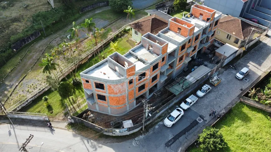 Foto 1 de Sobrado com 2 Quartos à venda, 136m² em Garcia, Blumenau