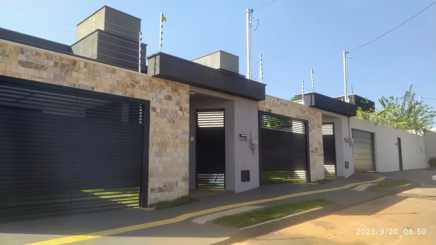 Foto 1 de Casa com 3 Quartos à venda, 142m² em Setor Faiçalville, Goiânia