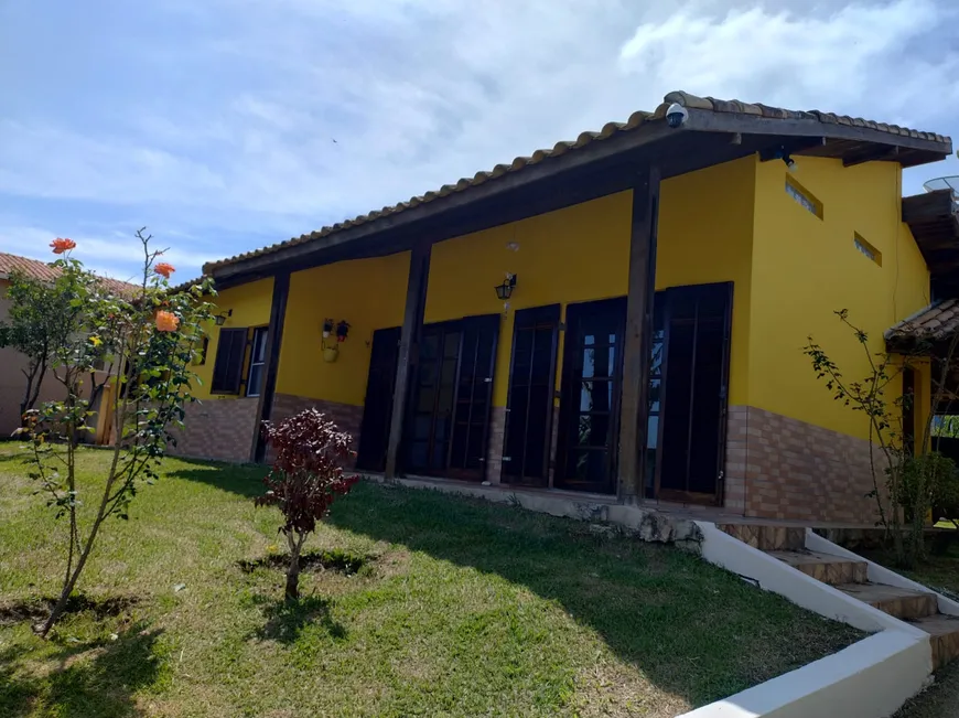 Foto 1 de Fazenda/Sítio com 3 Quartos à venda, 245m² em Pavão-Canguera, São Roque