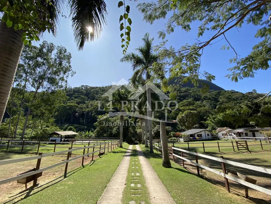 Foto 1 de Fazenda/Sítio com 5 Quartos à venda, 800m² em Secretário, Petrópolis