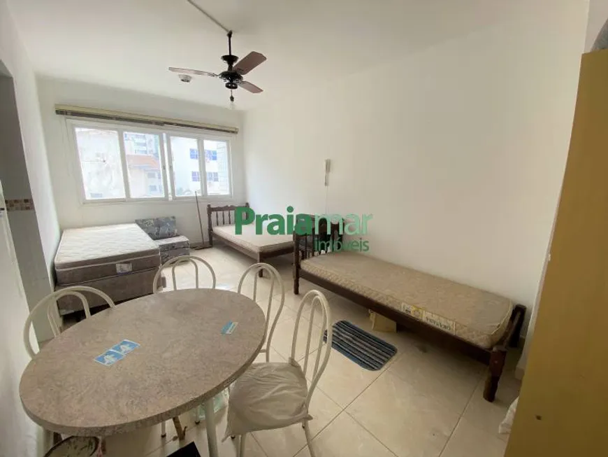 Foto 1 de Apartamento com 1 Quarto à venda, 30m² em Gonzaguinha, São Vicente