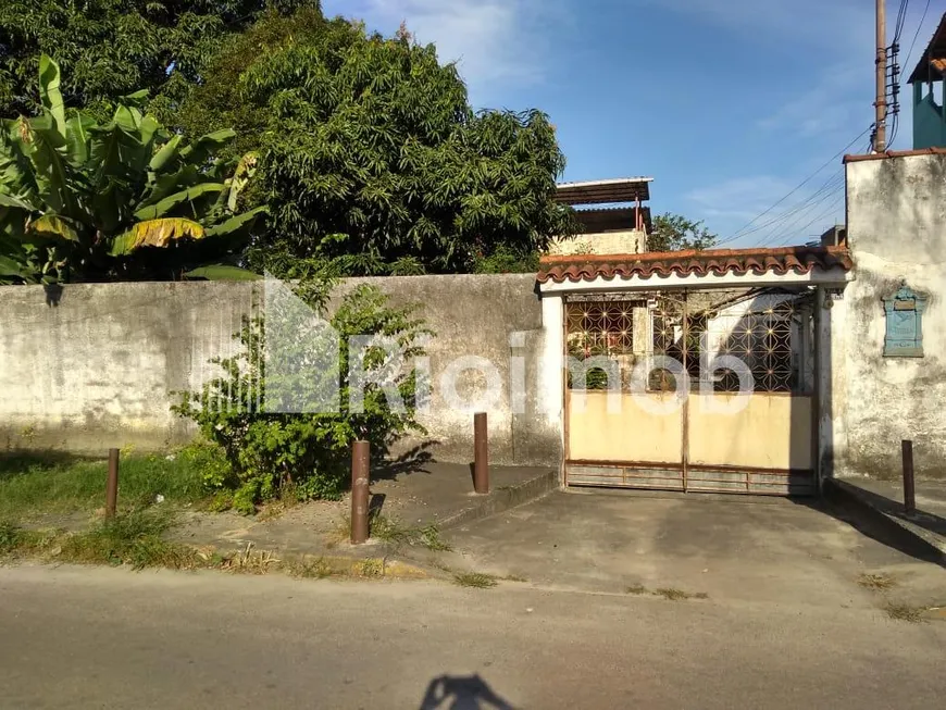 Foto 1 de Casa com 3 Quartos à venda, 778m² em Jardim Anhangá, Duque de Caxias