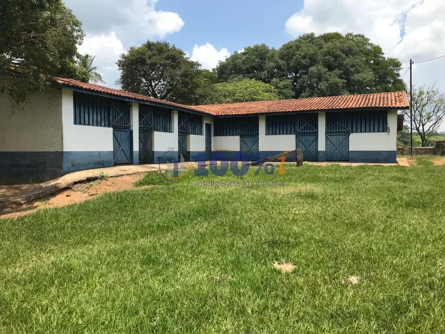 Foto 1 de Fazenda/Sítio com 4 Quartos à venda, 218m² em Centro, Itapira