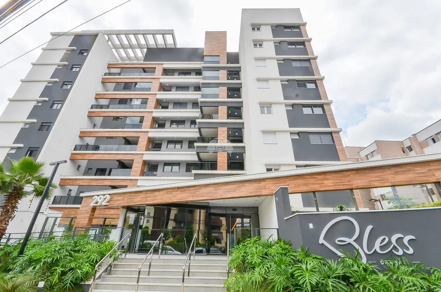 Foto 1 de Apartamento com 2 Quartos à venda, 81m² em Cabral, Curitiba